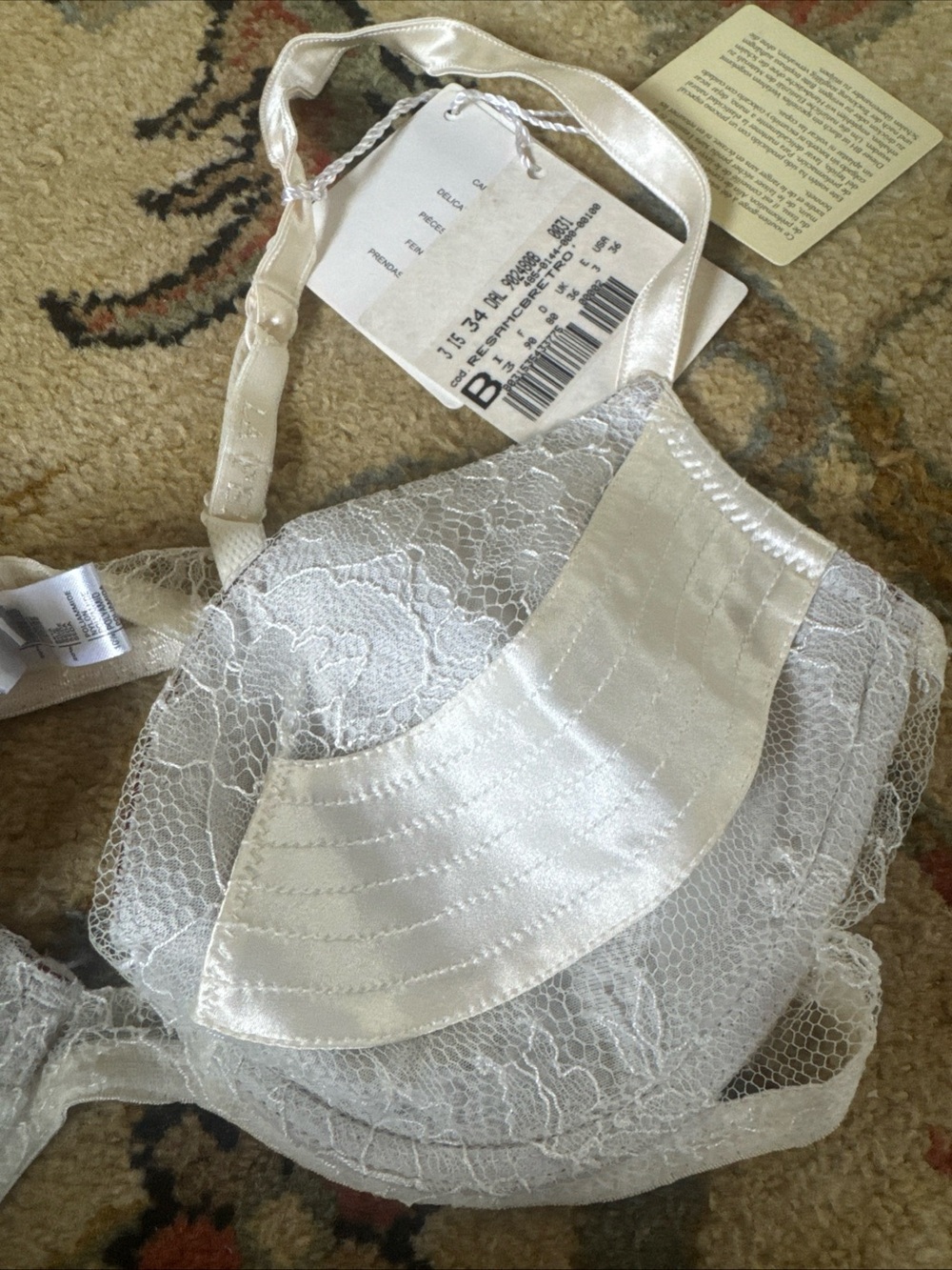 Nwt  limited ed Vintage La Perla Ivory Lace Satin Underwire Bra 3 36b 36 Italy